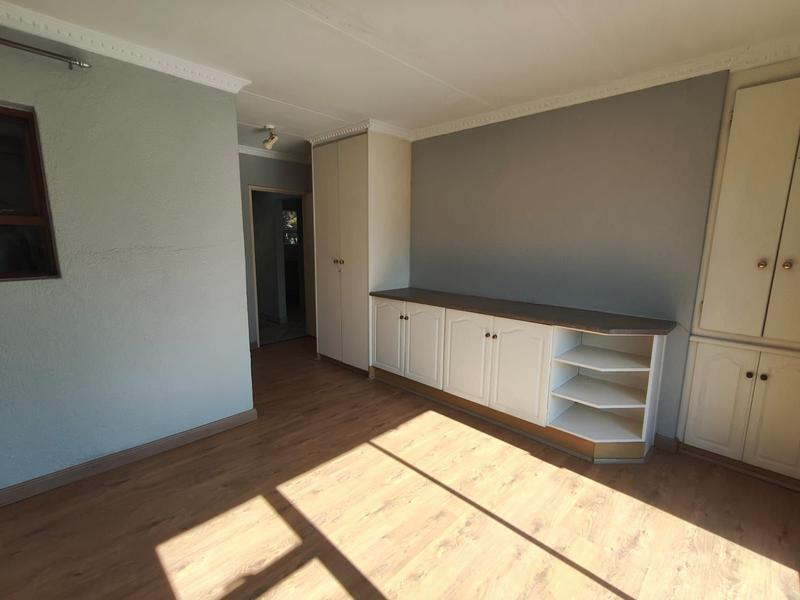 To Let 2 Bedroom Property for Rent in Vaalpark Free State